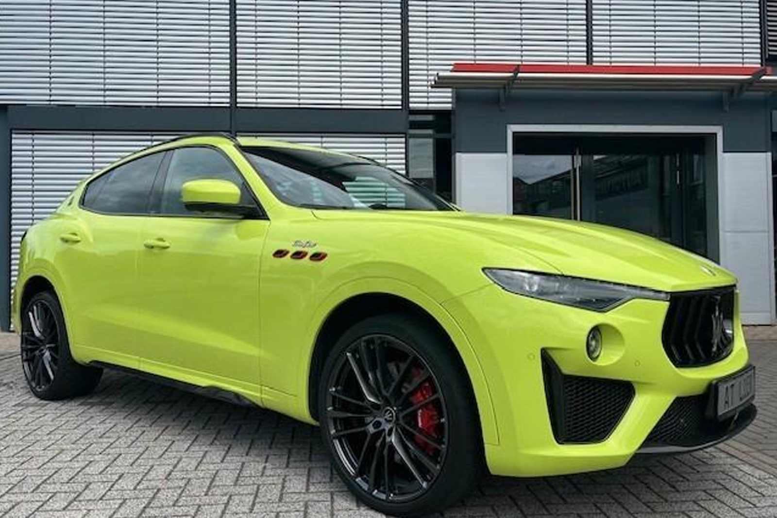 Maserati Levante 3.8 V8 Trofeo 581 ch – AWD 0000