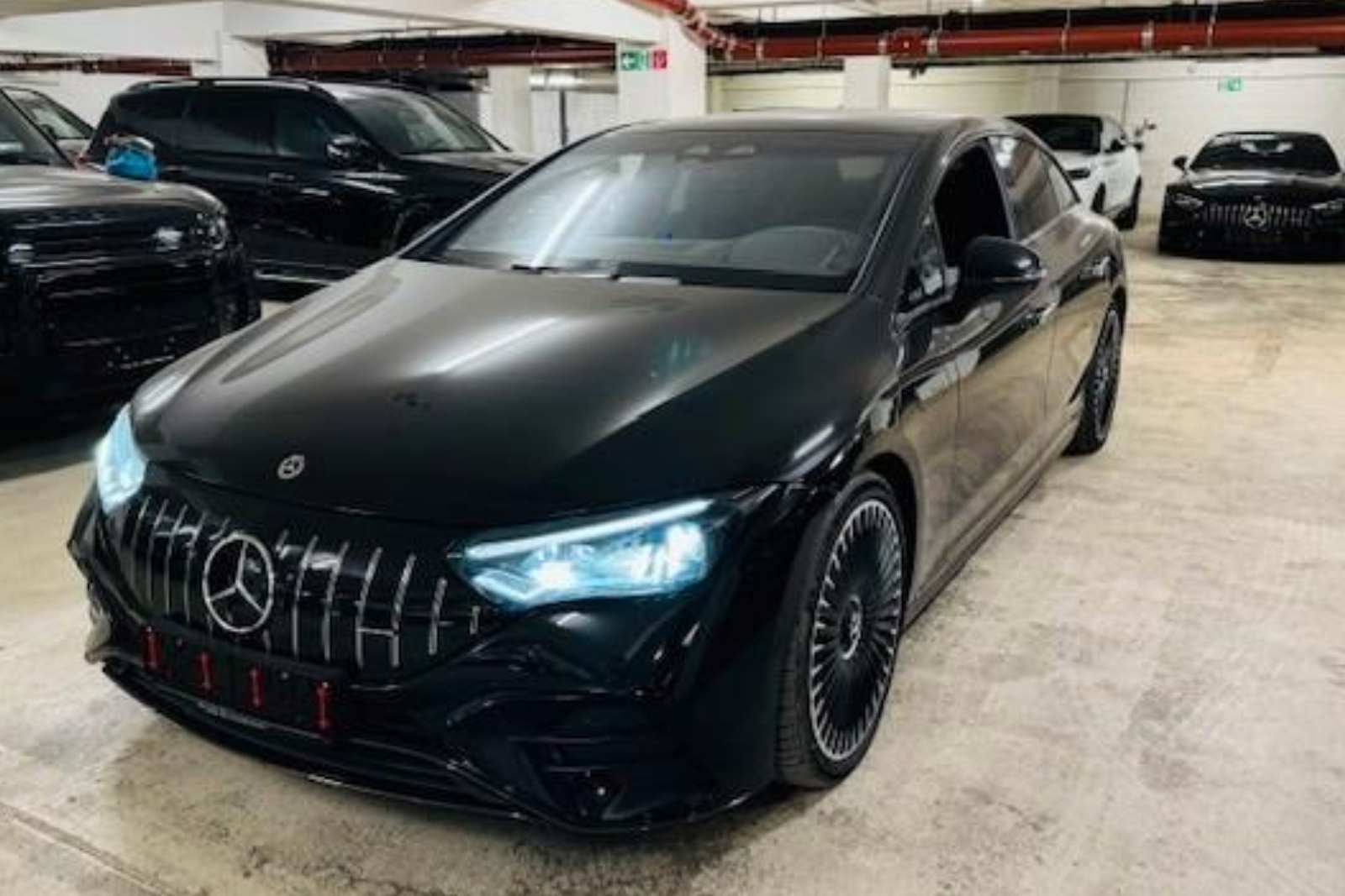 Mercedes-Benz EQE AMG 43 4MATIC – Voll Screen Panorama 476 ch Neuf deutschautoimport 000