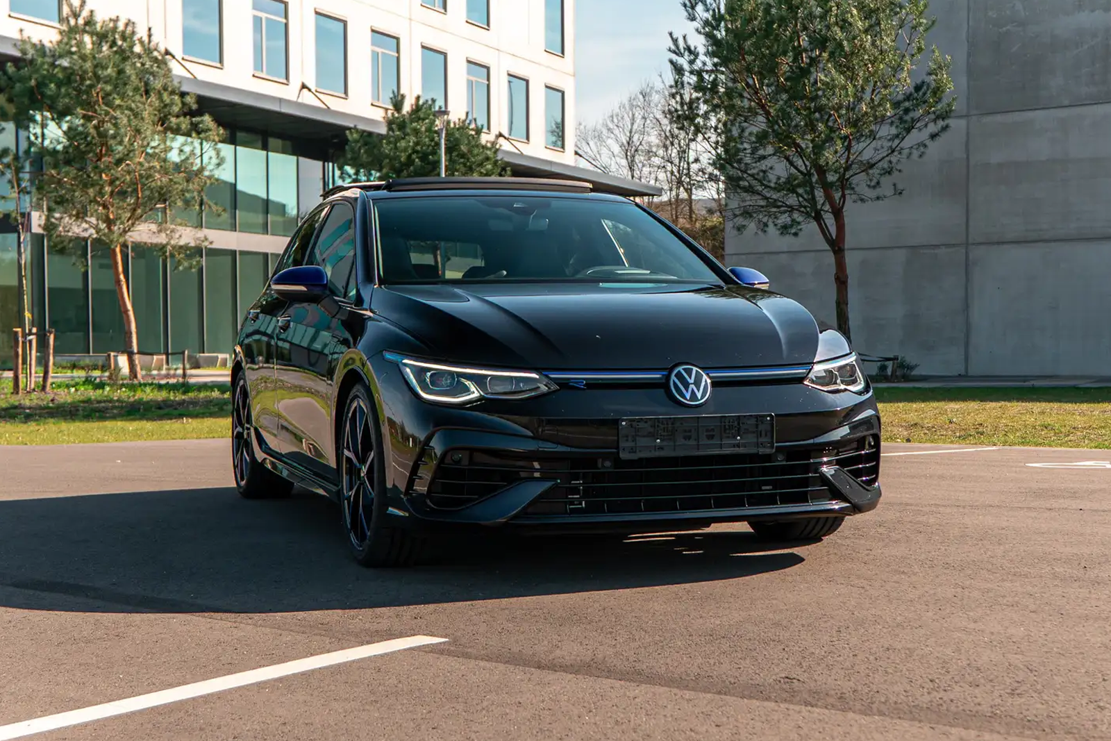 Volkswagen Golf R 8R Performance 20 YEARS – AKRA 0000