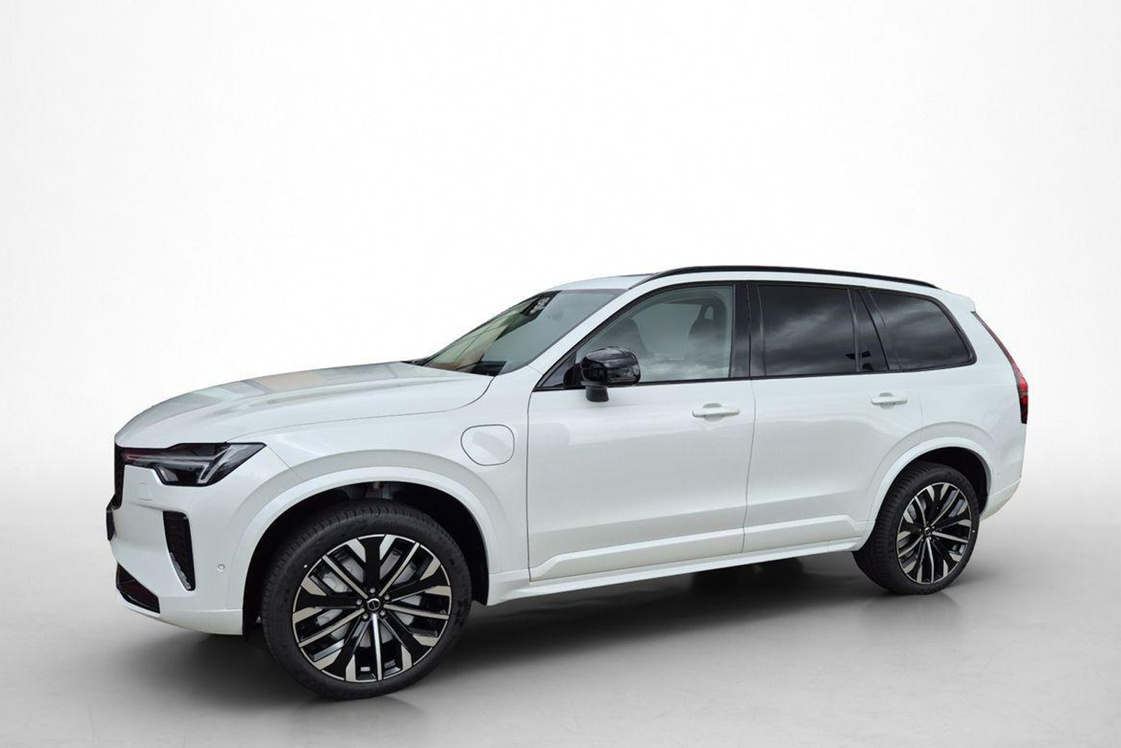 Volvo XC90 T8 AWD Recharge Ultra Dark – 7 Places – PHEV 455 CH 00000